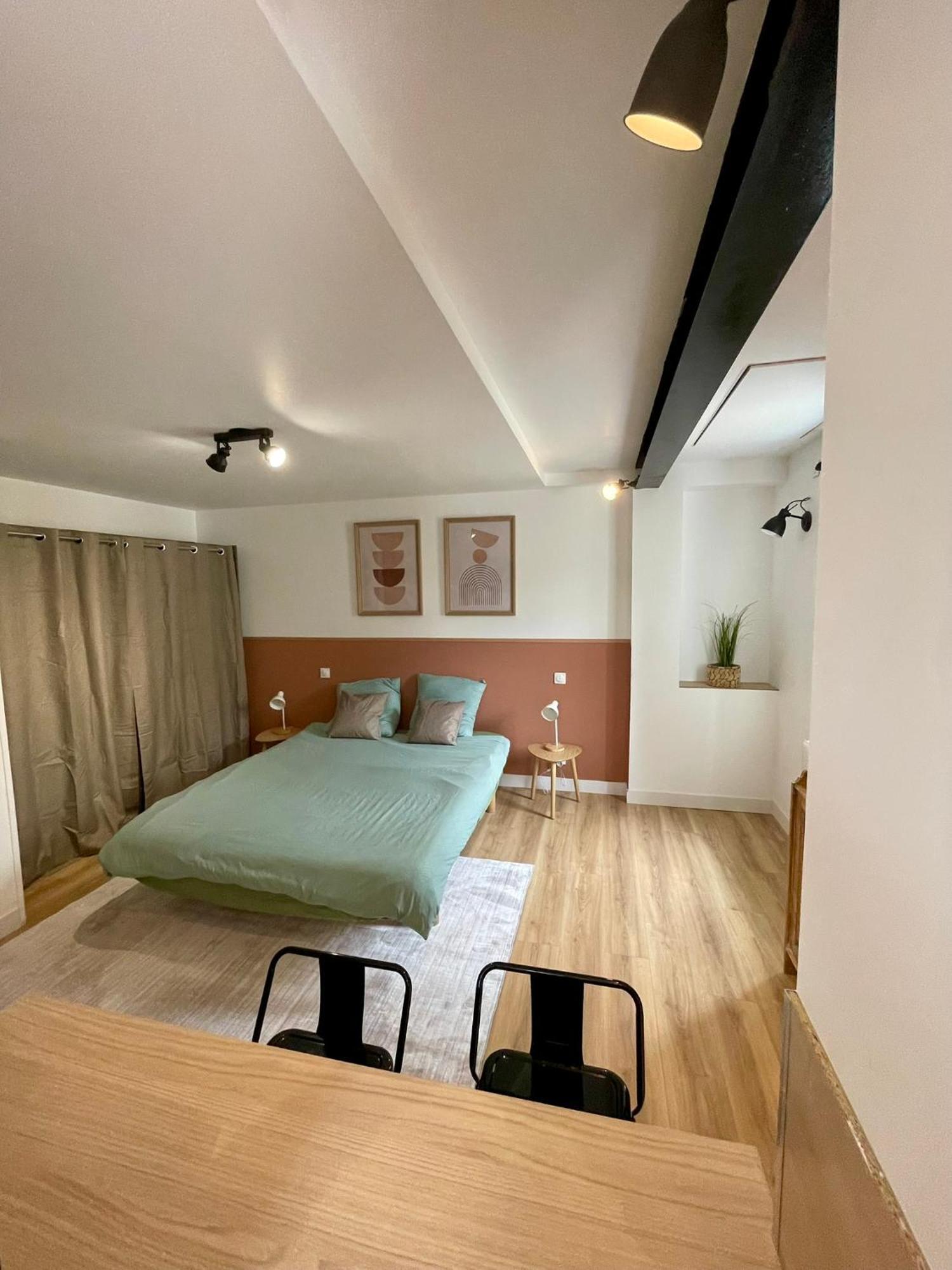 Appartement A La Campagne LʼIsle-sur-la-Sorgue Exterior foto
